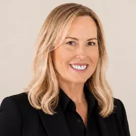 Portrait of Shannon Mueller, REALTOR®